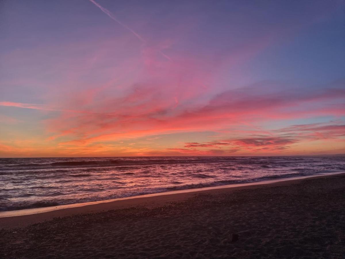 Fiumicino Beach - Sleep & Fly Focene Luaran gambar