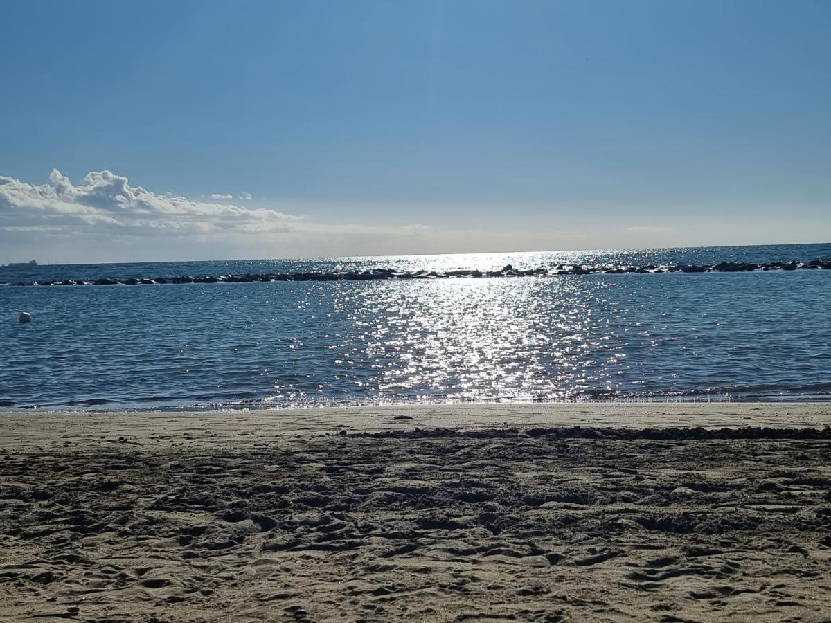 Fiumicino Beach - Sleep & Fly Focene Luaran gambar